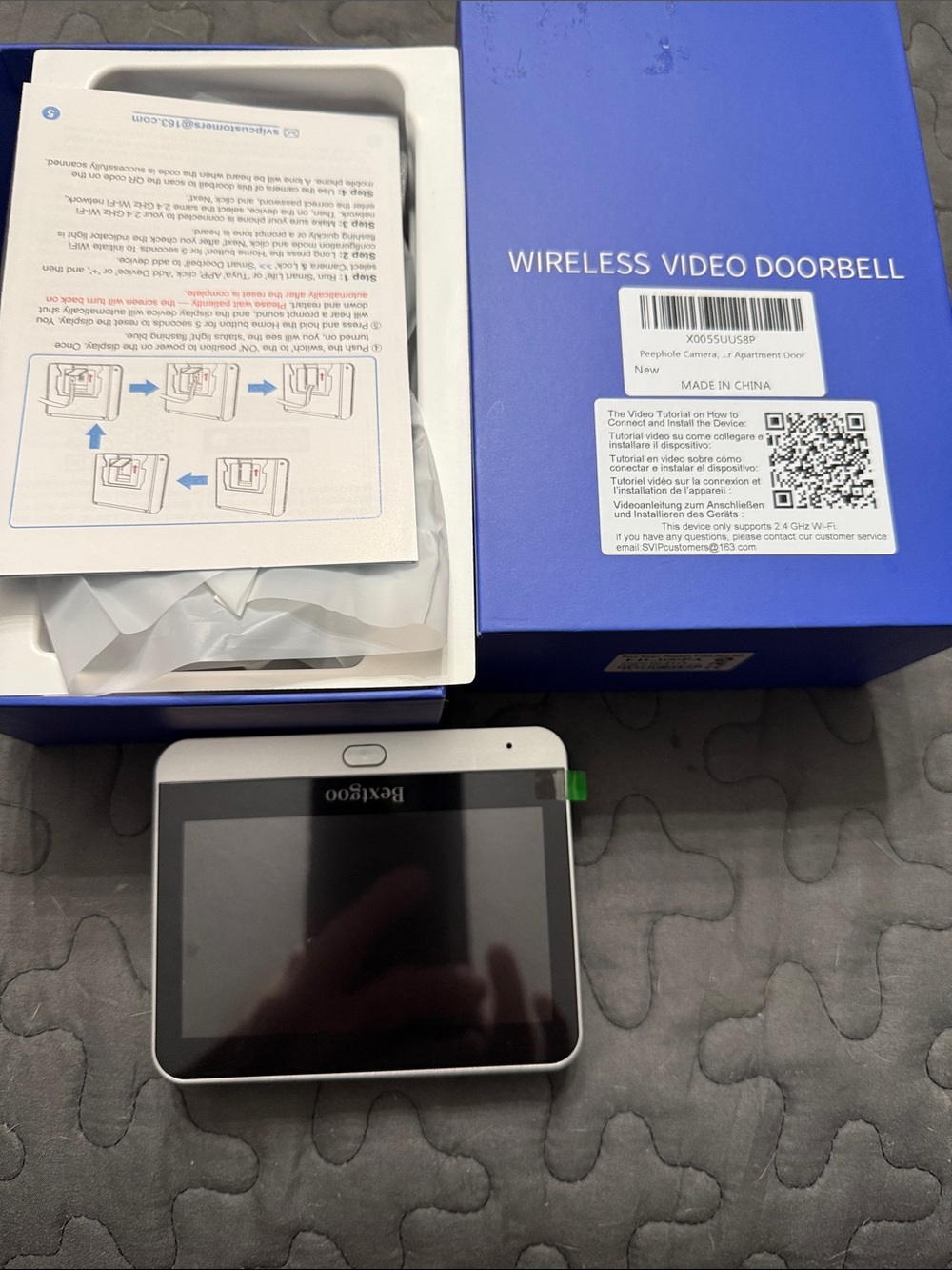 7-inch White Wireless Video Doorbell Monitor by